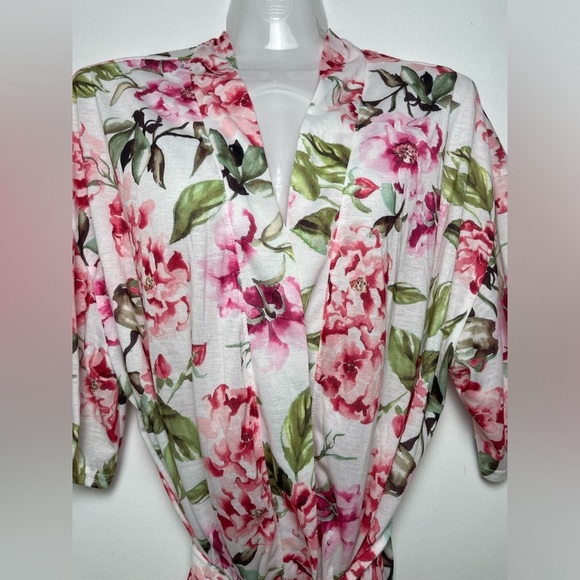 Show Me Your Mumu One Size White Pink Floral Belted Robe Garden of Blooms Kimono - Picture 4 of 6